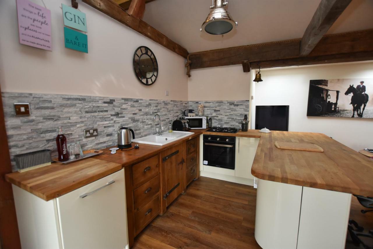 Oak Tree Stables Cottage Birmingham Exterior photo